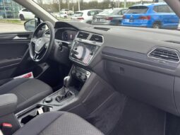 
										2021 Volkswagen Tiguan United 4MOTION full									