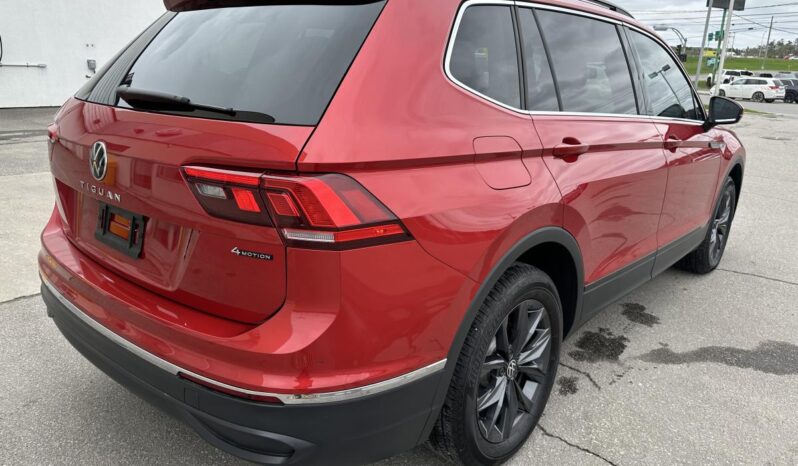 
								2022 Volkswagen Tiguan Comfortline 4MOTION full									