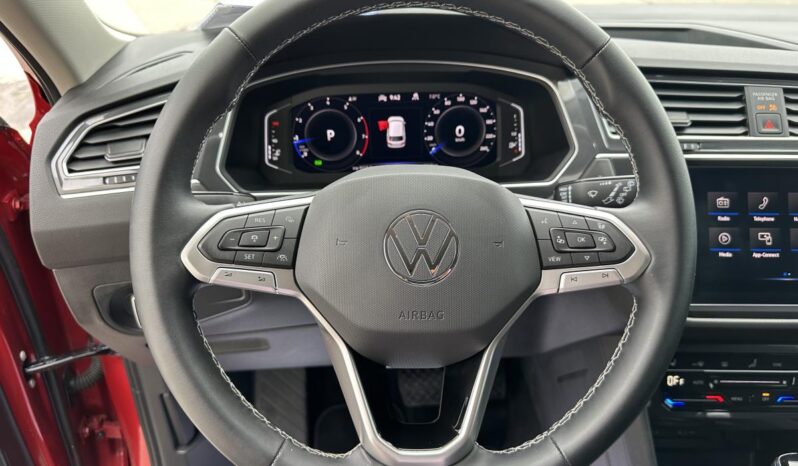 
								2022 Volkswagen Tiguan Comfortline 4MOTION full									