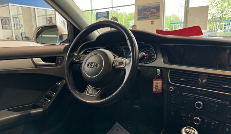 
								2014 Audi A4 2.0 6sp Technik full									