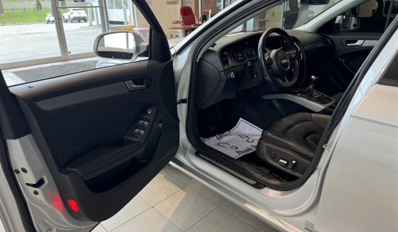 
								2014 Audi A4 2.0 6sp Technik full									