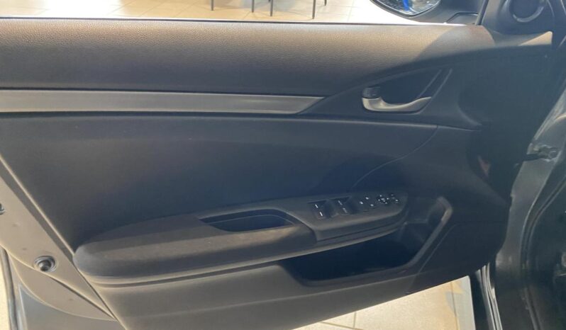 
								2018 Honda Civic Hatch Lx Cvt full									