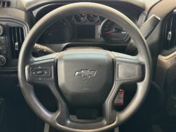 
										2021 Chevrolet Silverado 1500 Crew Cab 4×4 Custom / Standard Box full									