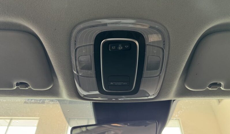 
								2022 Hyundai Elantra Preferred Ivt full									