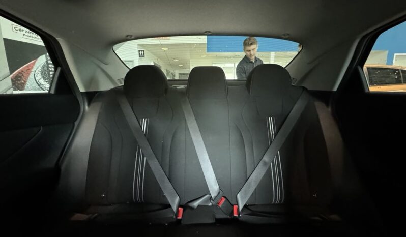 
								2022 Hyundai Elantra Preferred Ivt full									