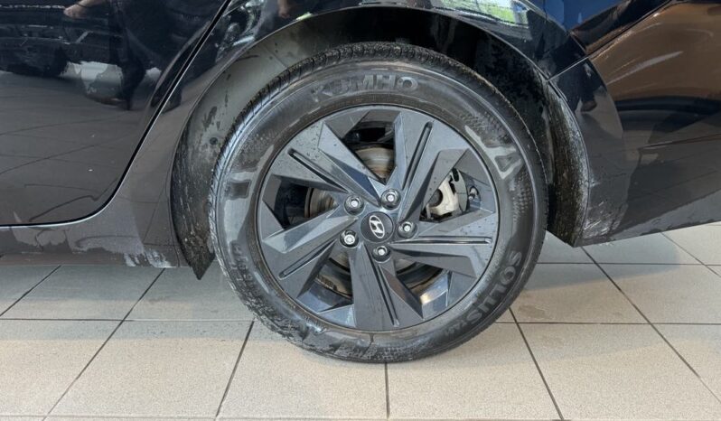 
								2022 Hyundai Elantra Preferred Ivt full									