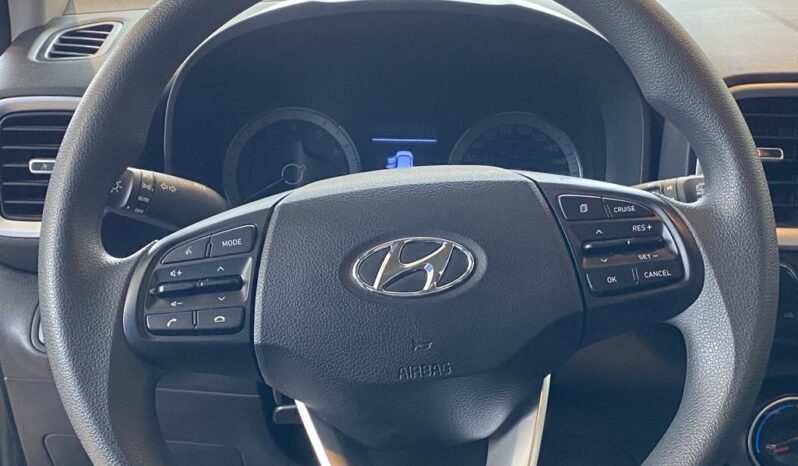 
								2022 Hyundai Venue Fwd Preferred full									