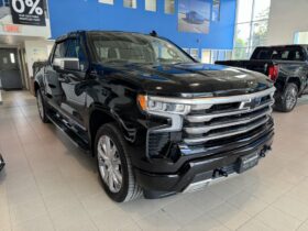 2023 Chevrolet Silverado 1500 Crew Cab 4×4 High