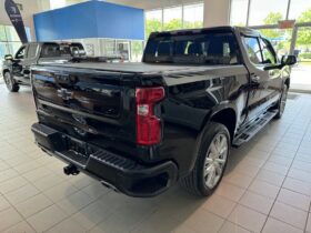 2023 Chevrolet Silverado 1500 Crew Cab 4×4 High