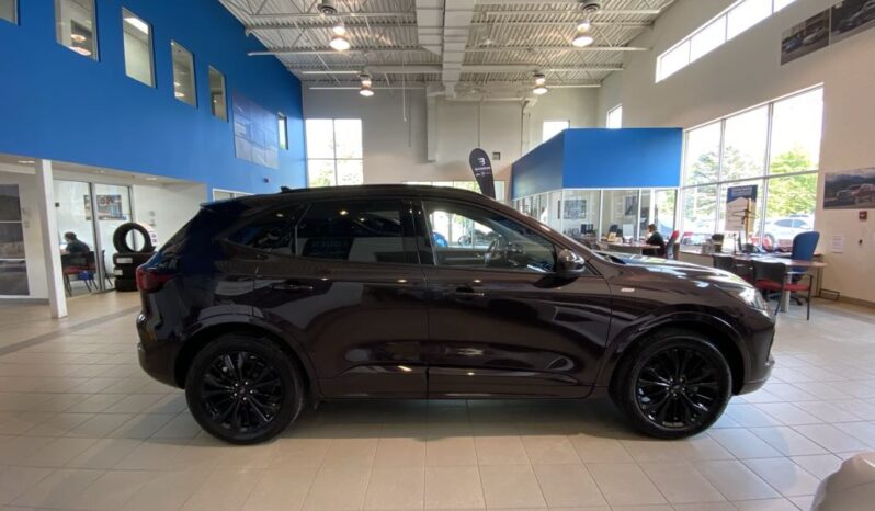 
								2023 Ford Escape St-Line Awd full									