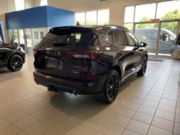
										2023 Ford Escape St-Line Awd full									