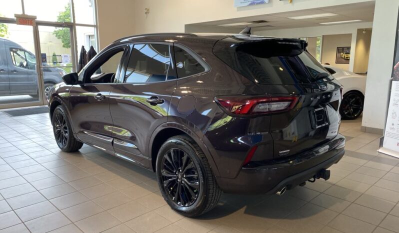 
								2023 Ford Escape St-Line Awd full									