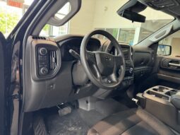 
										2025 Chevrolet Silverado 1500 Crew Cab Standard full									
