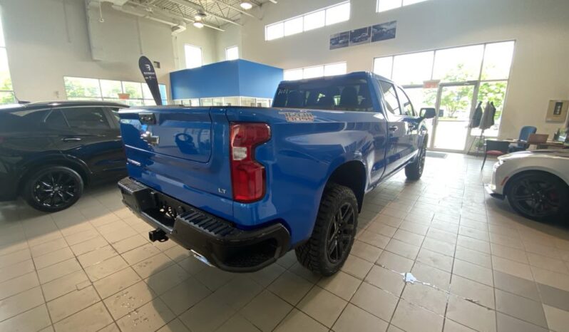
								2025 Chevrolet Silverado 1500 Crew Cab Standard full									