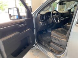 
										2025 GMC Sierra 1500 Crew Cab Standard full									