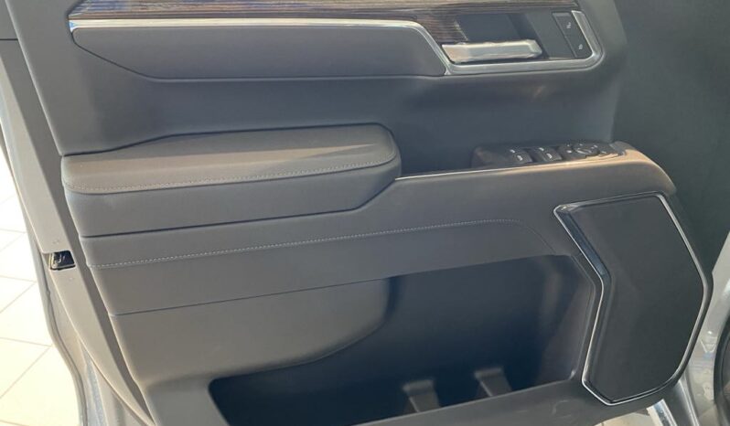 
								2025 GMC Sierra 1500 Crew Cab Standard full									