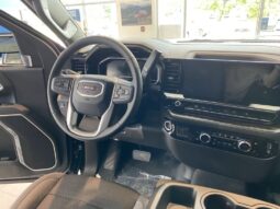 
										2025 GMC Sierra 2500 4wd Crew Cab full									