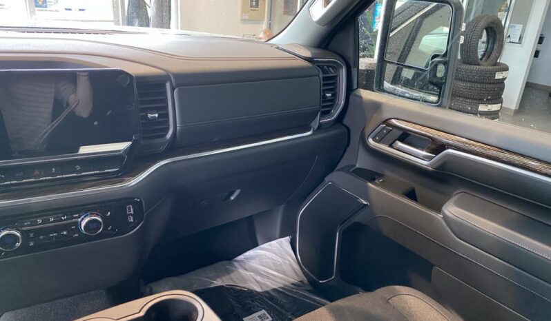 
								2025 GMC Sierra 2500 4wd Crew Cab full									