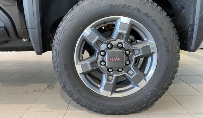 
								2025 GMC Sierra 2500 4wd Crew Cab full									