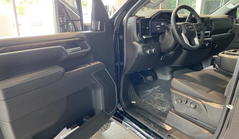 
								2025 GMC Sierra 2500 4wd Crew Cab full									