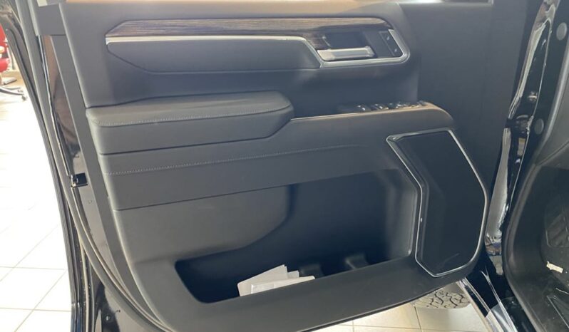 
								2025 GMC Sierra 2500 4wd Crew Cab full									