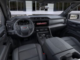 2025 GMC Sierra 1500 Crew Cab Short Box 4