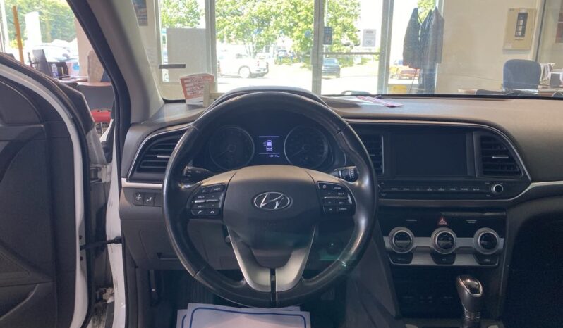 
								2020 Hyundai Elantra Preferred Ivt full									