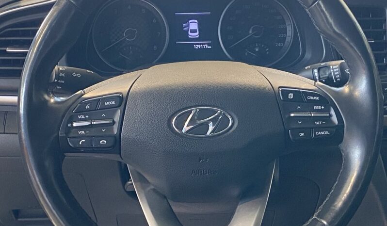 
								2020 Hyundai Elantra Preferred Ivt full									