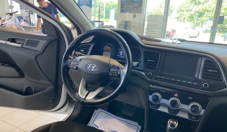 
								2020 Hyundai Elantra Preferred Ivt full									