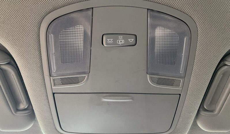 
								2020 Hyundai Elantra Preferred Ivt full									