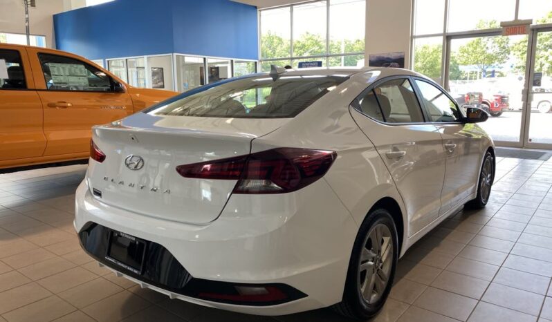 
								2020 Hyundai Elantra Preferred Ivt full									