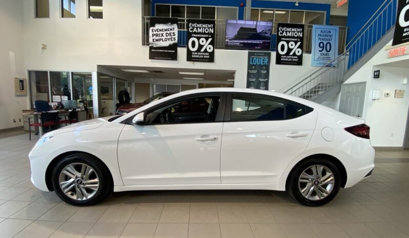 
								2020 Hyundai Elantra Preferred Ivt full									