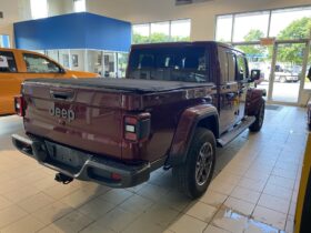 2021 Jeep Gladiator Overland