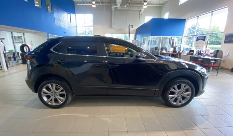 
								2023 Mazda CX-30 GS full									
