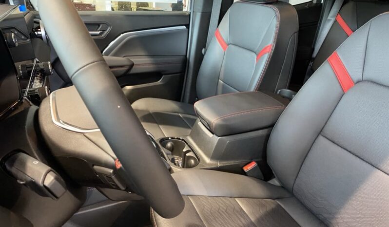 
								2025 Chevrolet Colorado Crew Cab Short Box 4 full									