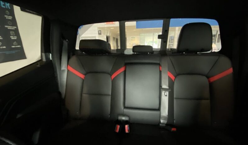 
								2025 Chevrolet Colorado Crew Cab Short Box 4 full									