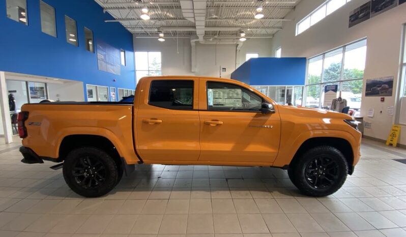 
								2025 Chevrolet Colorado Crew Cab Short Box 4 full									
