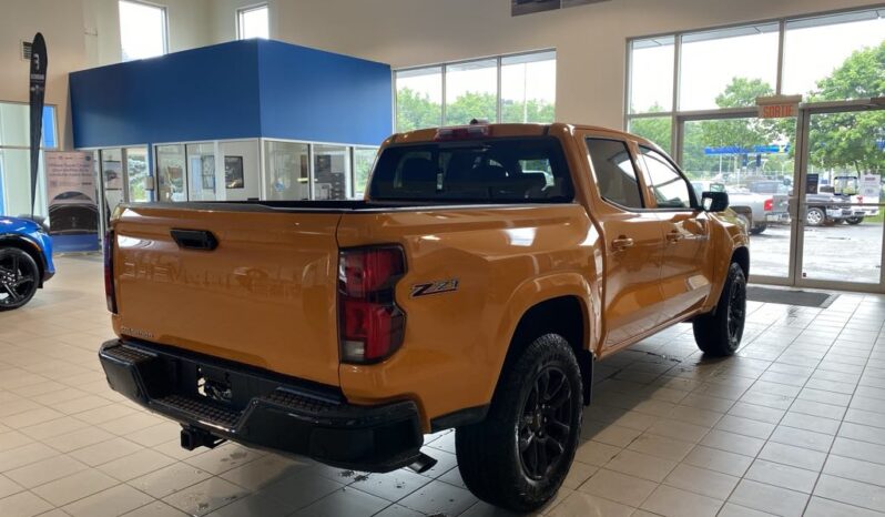 
								2025 Chevrolet Colorado Crew Cab Short Box 4 full									