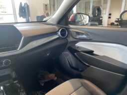 
										2025 Chevrolet Trax Fwd 4dr Lt full									