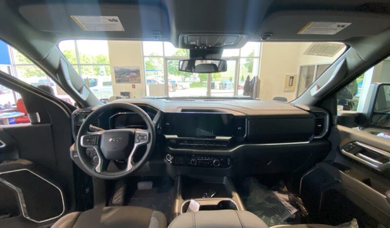 
								2025 Chevrolet Silverado 2500 4wd Crew Cab full									