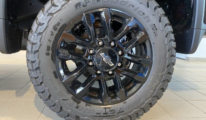 
								2025 Chevrolet Silverado 2500 4wd Crew Cab full									