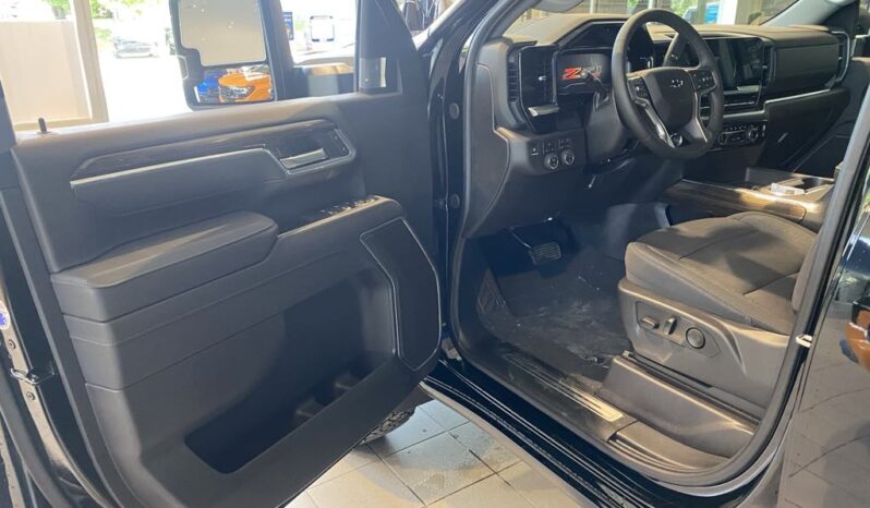 
								2025 Chevrolet Silverado 2500 4wd Crew Cab full									