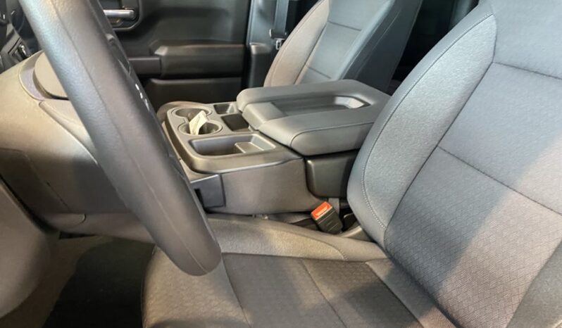
								2025 Chevrolet Silverado 1500 Crew Cab Short Box 4 full									