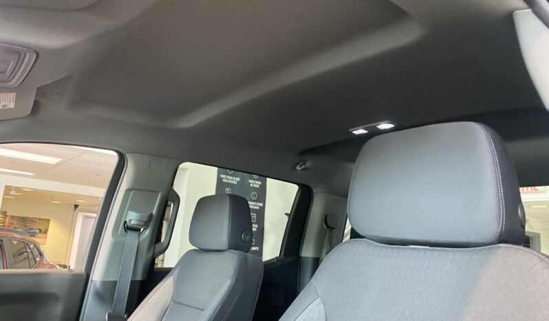 
								2025 Chevrolet Silverado 1500 Crew Cab Short Box 4 full									