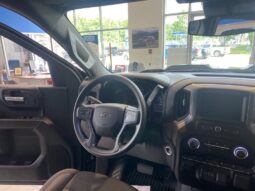 
										2025 Chevrolet Silverado 1500 Crew Cab Short Box 4 full									