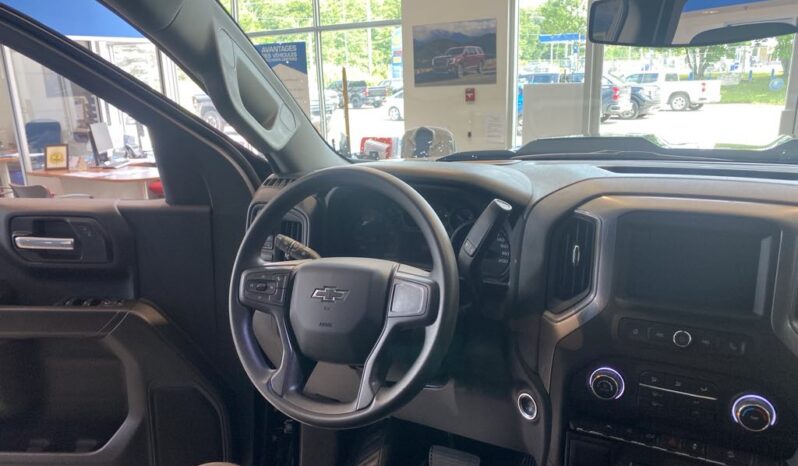 
								2025 Chevrolet Silverado 1500 Crew Cab Short Box 4 full									