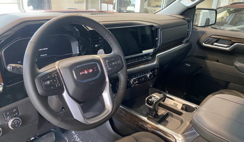 
								2025 GMC Sierra 1500 Crew Cab Standard full									