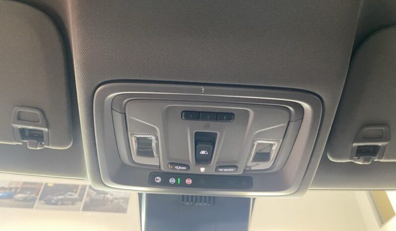 
								2025 GMC Sierra 1500 Crew Cab Standard full									