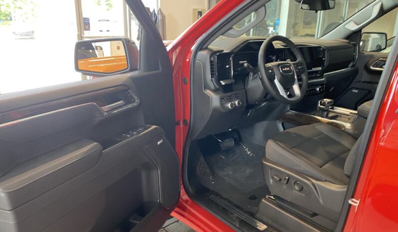 
								2025 GMC Sierra 1500 Crew Cab Standard full									