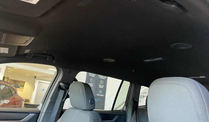 
								2025 GMC Acadia Awd Elevation full									